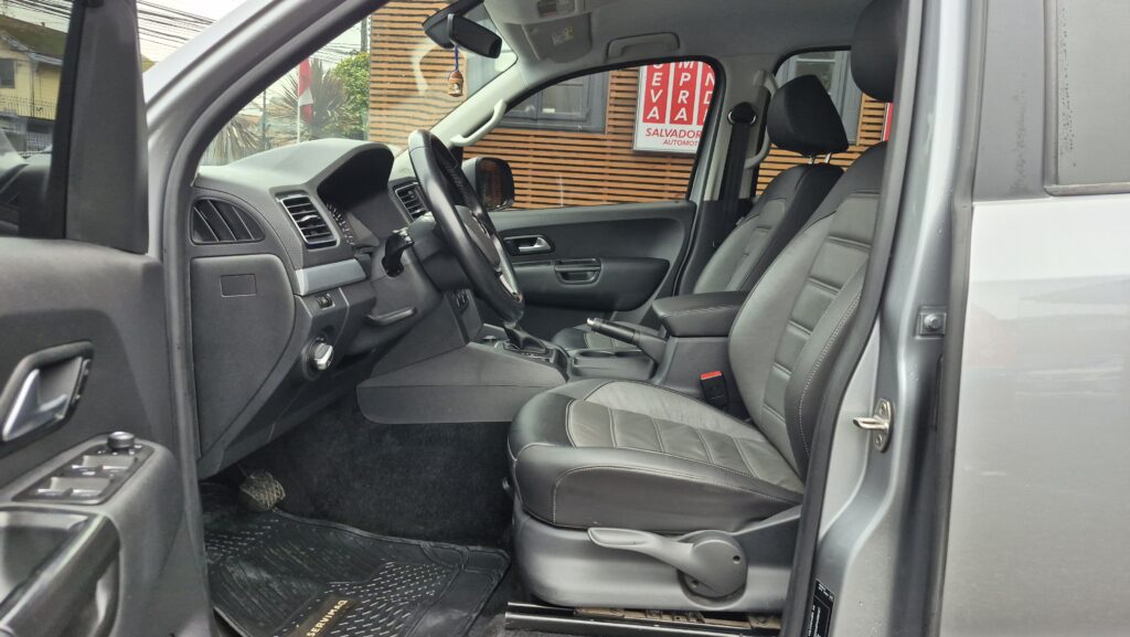 Volkswagen Volkwagen Amarok Highline 4X4 Aut — foto 9 de 17