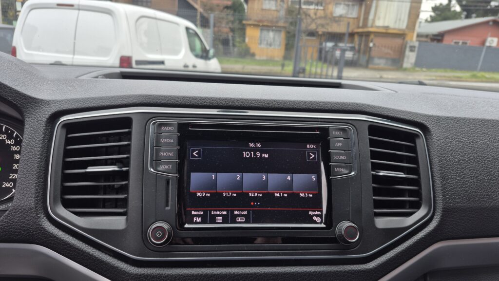 Volkswagen Volkwagen Amarok Highline 4X4 Aut — foto 11 de 17