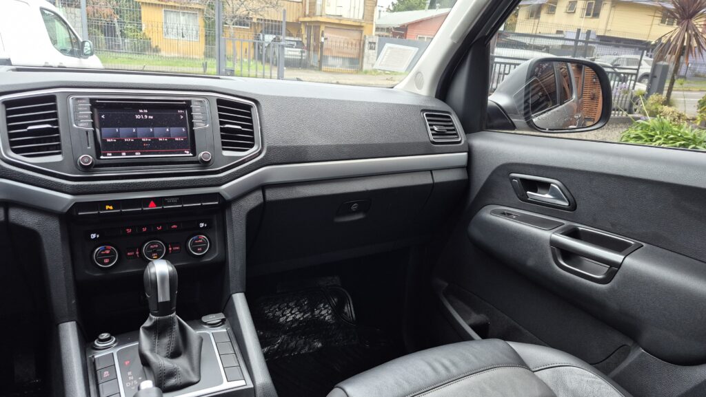 Volkswagen Volkwagen Amarok Highline 4X4 Aut — foto 15 de 17