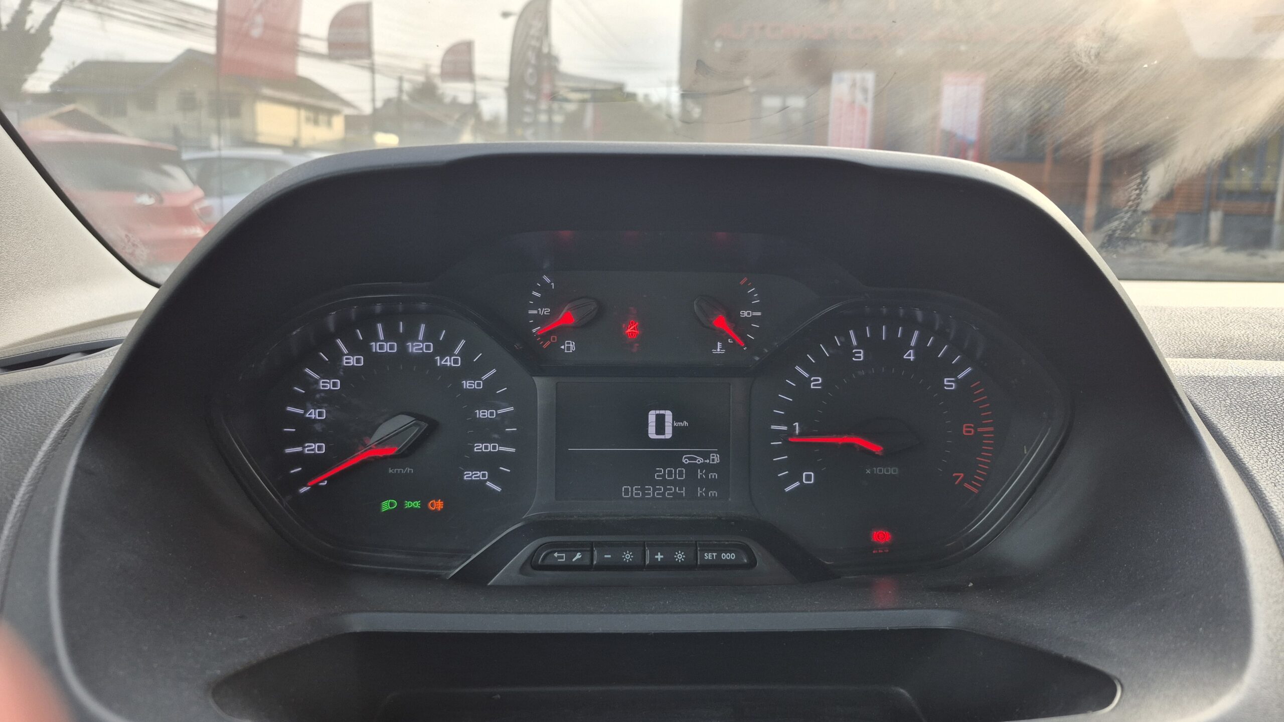 Peugeot Partner 1.5 Hdi L1 — foto 9 de 14