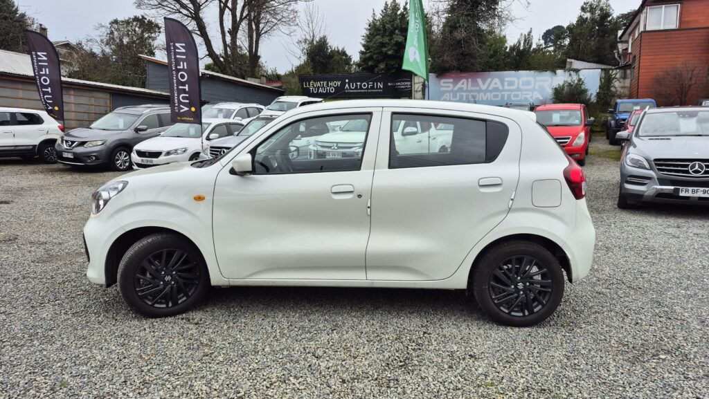 Suzuki Celerio 1.0 Mt Ac — foto 2 de 17
