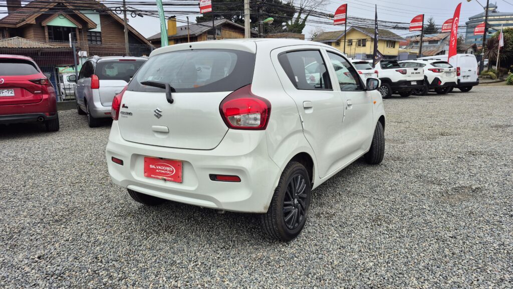 Suzuki Celerio 1.0 Mt Ac — foto 5 de 17