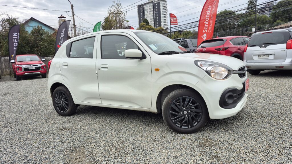 Suzuki Celerio 1.0 Mt Ac — foto 6 de 17