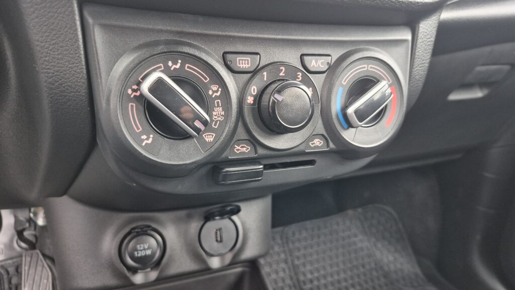Suzuki Celerio 1.0 Mt Ac — foto 11 de 17