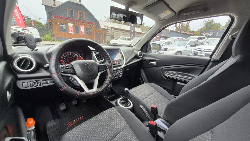 Suzuki Celerio 1.0 Mt Ac — foto 17 de 17