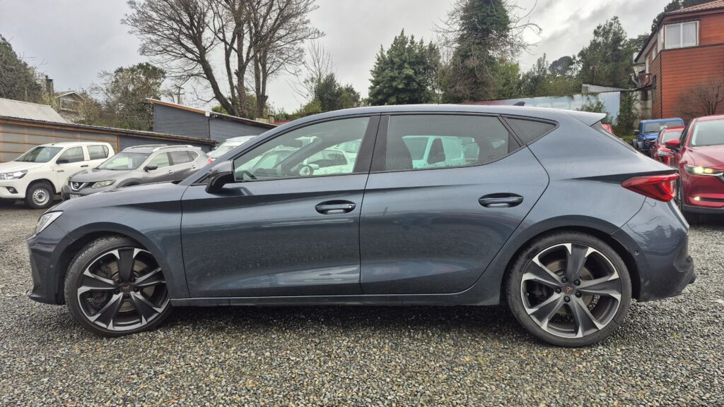 Cupra Leon 2.0 Aut — foto 2 de 16