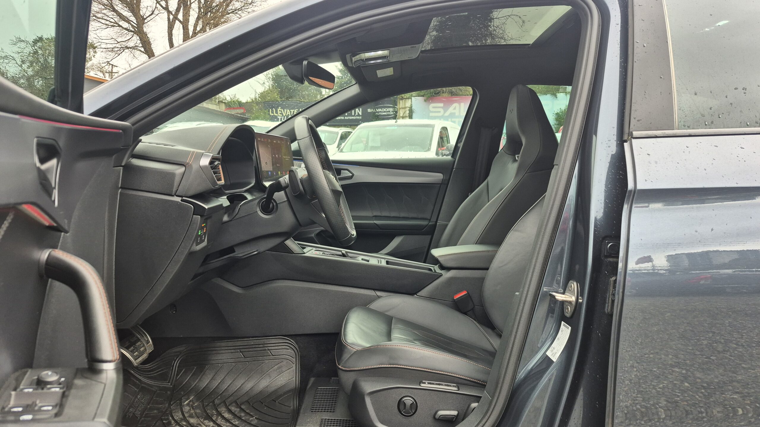 Cupra Leon — foto 8 de 16