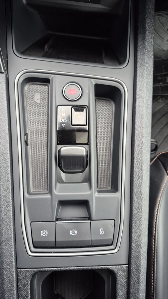 Cupra Leon 2.0 Aut — foto 12 de 16