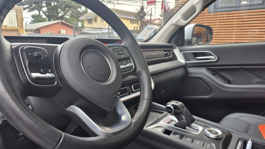 Great Wall Poer 2.4 Aut 4X4 Deluxe — foto 7 de 16