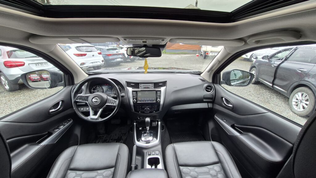 Nissan Navara 2.3 Platinum — foto 16 de 17