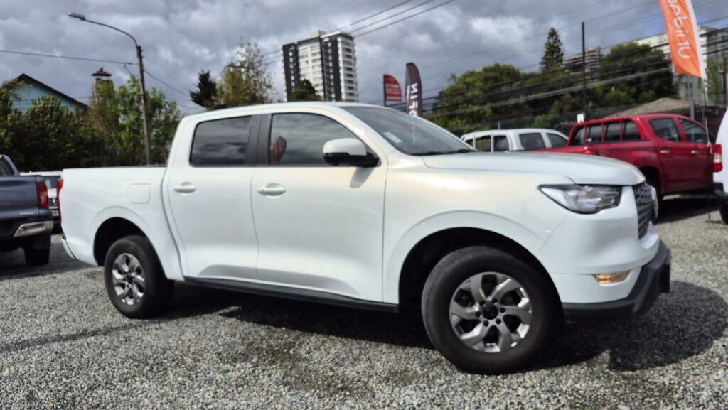 Great Wall Poer 2.0 4X2 Deluxe — foto 5 de 16