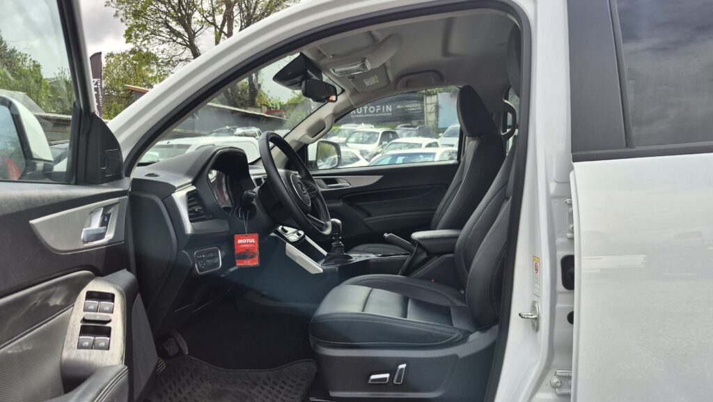 Great Wall Poer 2.0 4X2 Deluxe — foto 7 de 16