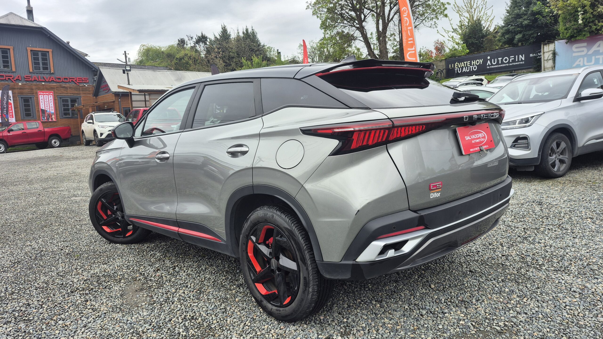 Omoda C5 — foto 3 de 15