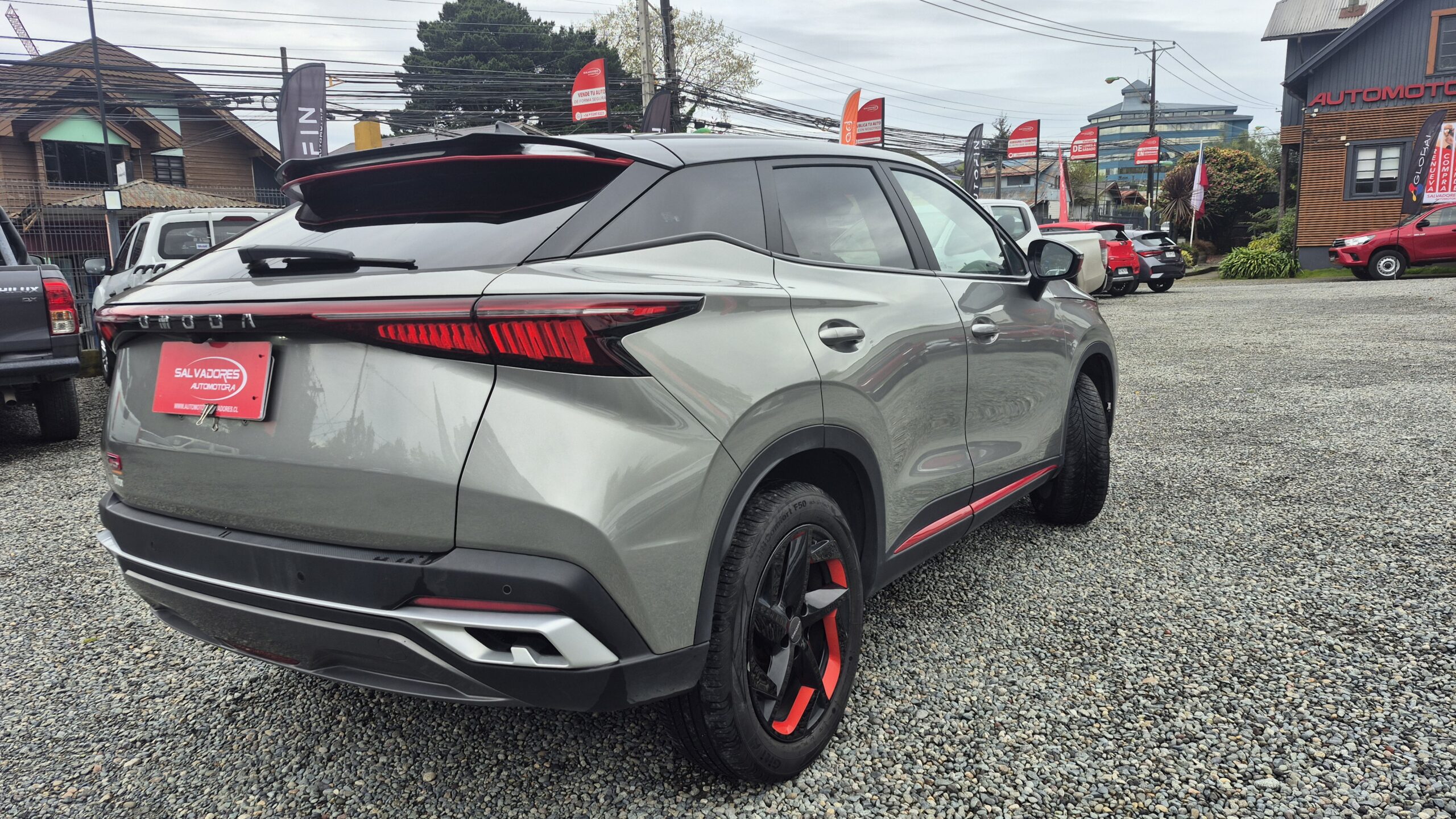 Omoda C5 — foto 5 de 15
