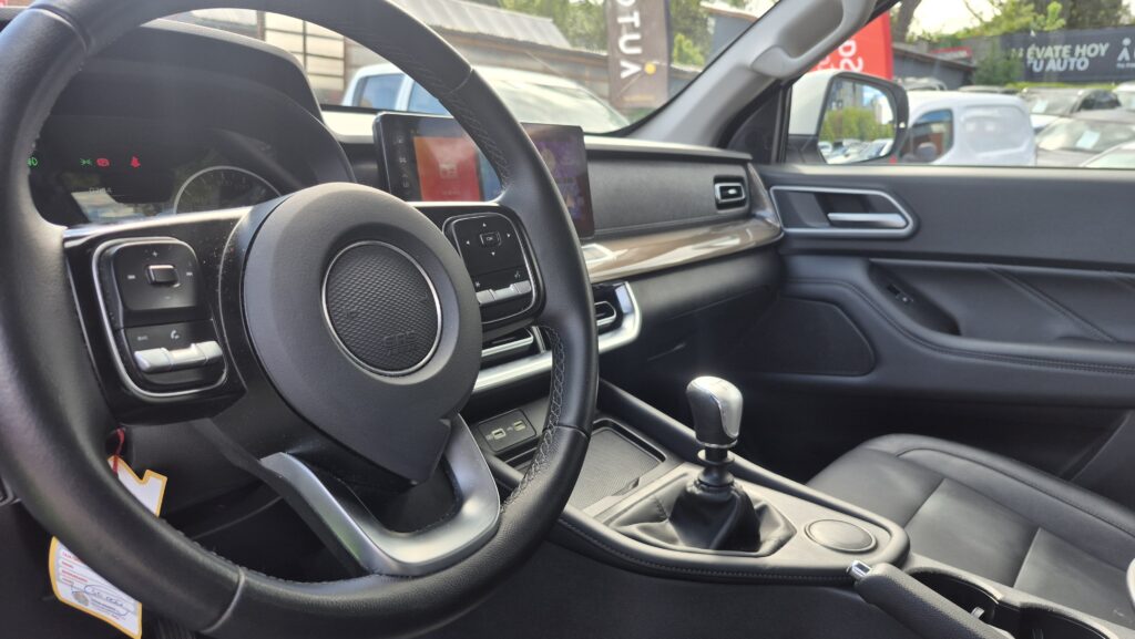 Great Wall Poer 2.0 4X2 Deluxe — foto 7 de 17