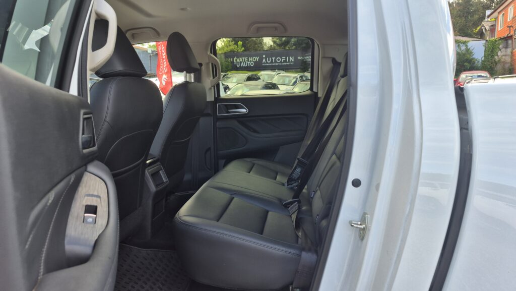Great Wall Poer 2.0 4X2 Deluxe — foto 13 de 17