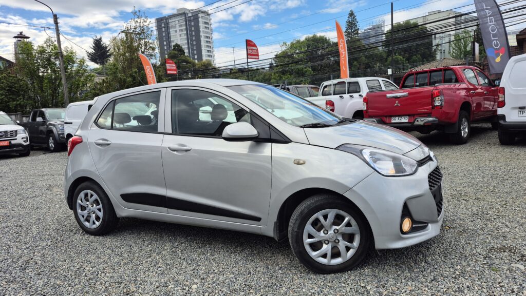 Hyundai Grand I10 — foto 6 de 17