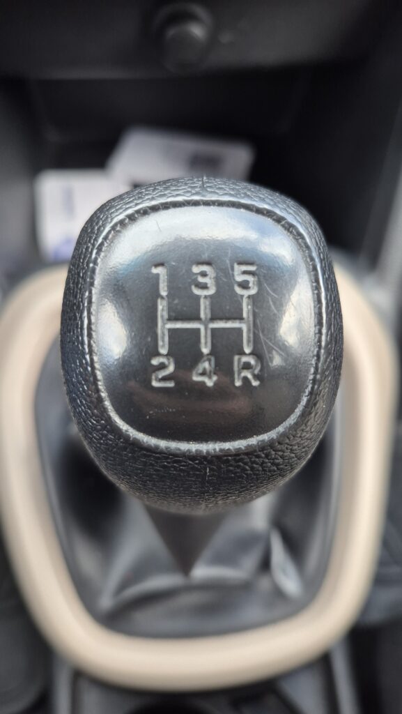 Hyundai Grand I10 — foto 12 de 17