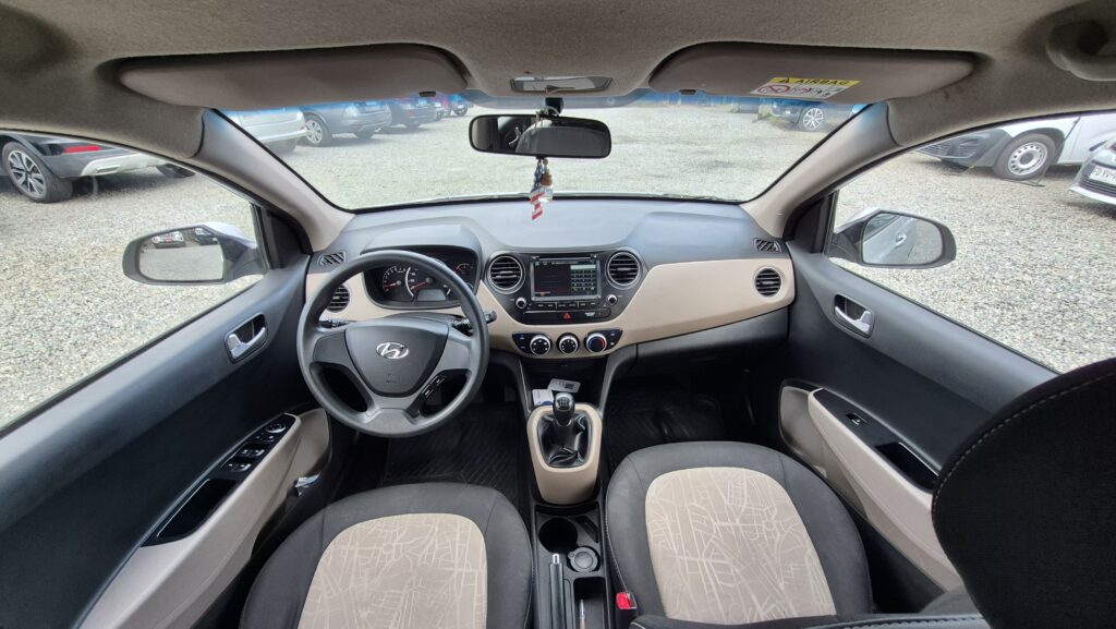Hyundai Grand I10 — foto 16 de 17