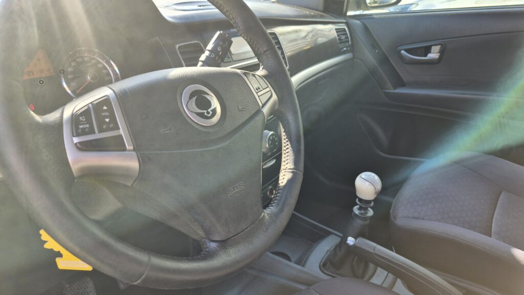 SsangYong Korando — foto 7 de 17