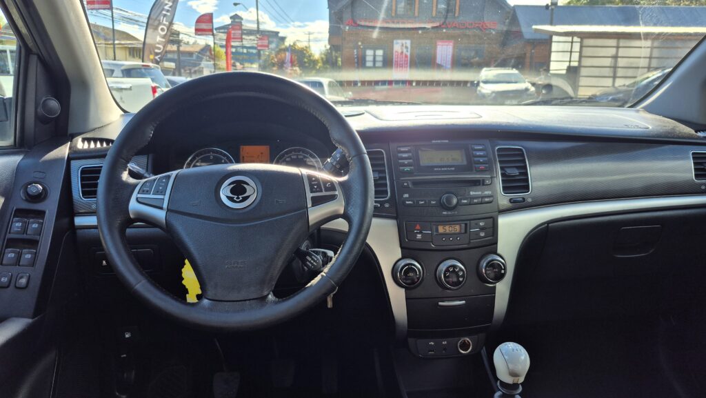 SsangYong Korando — foto 15 de 17